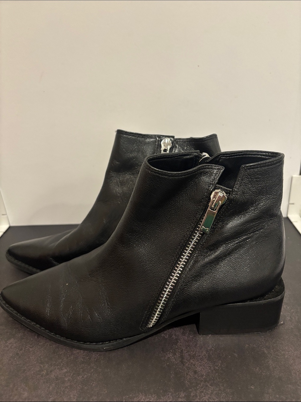 Marc Fisher Black Leather Pointed Toe Ankle Boots Block Heel Size 5.5